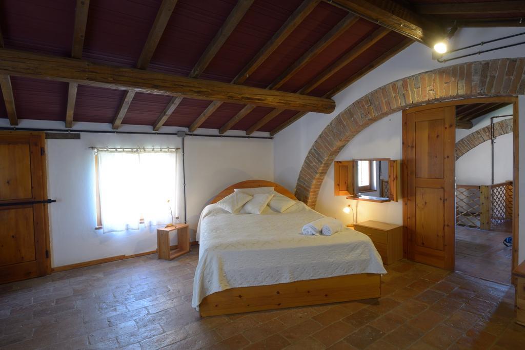 Agriturismo Borgo Del Papa Badia  Kültér fotó