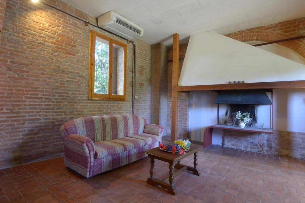 Agriturismo Borgo Del Papa Badia  Kültér fotó