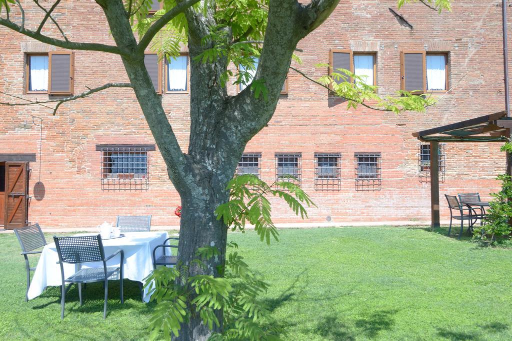 Agriturismo Borgo Del Papa Badia  Kültér fotó
