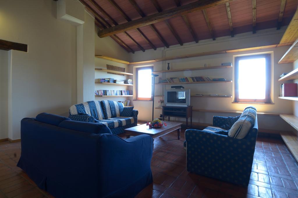 Agriturismo Borgo Del Papa Badia  Kültér fotó